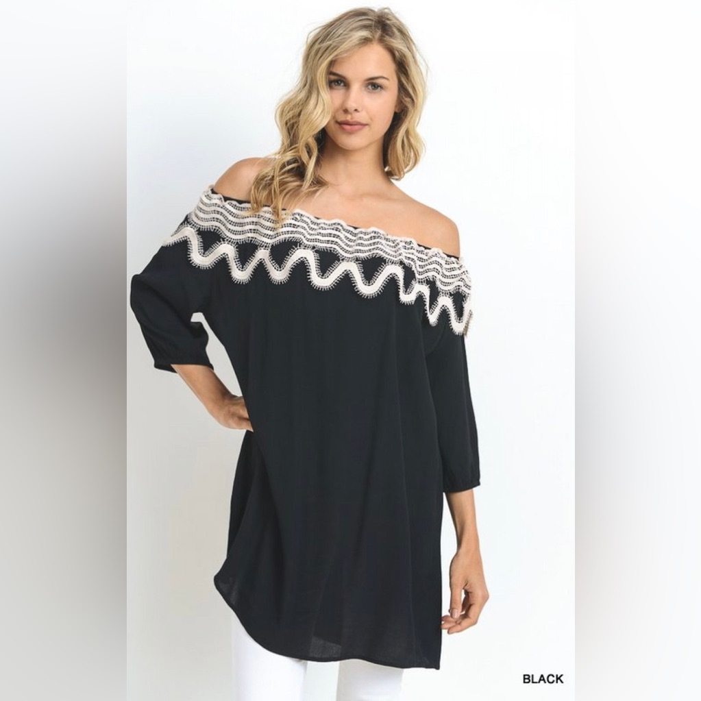 Nwt*Jody Crochet Yoke Tunic Top